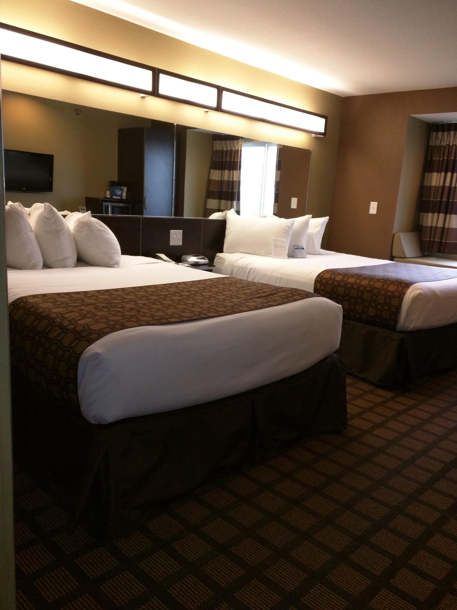Microtel Inn & Suites By Wyndham Minot Exterior photo